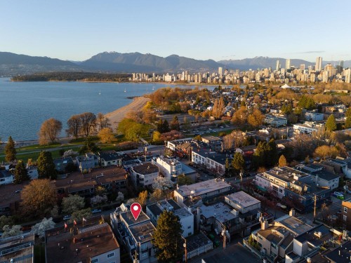 2240 York Avenue, Vancouver, BC 