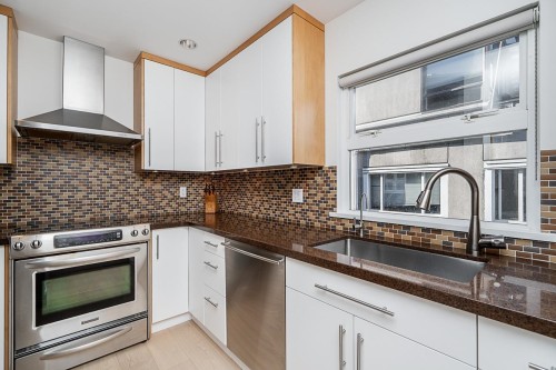 2240 York Avenue, Vancouver, BC 