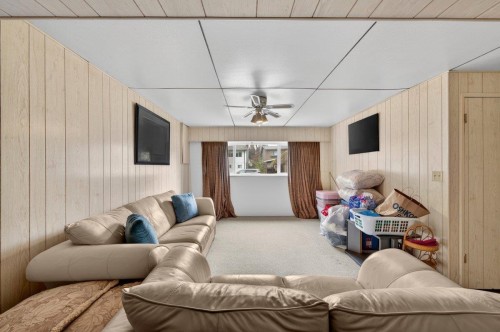 3833 Killarney Street, Port Coquitlam, BC 