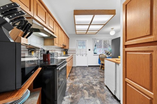 3833 Killarney Street, Port Coquitlam, BC 