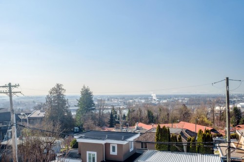 2154 Burquitlam Drive, Vancouver, BC 