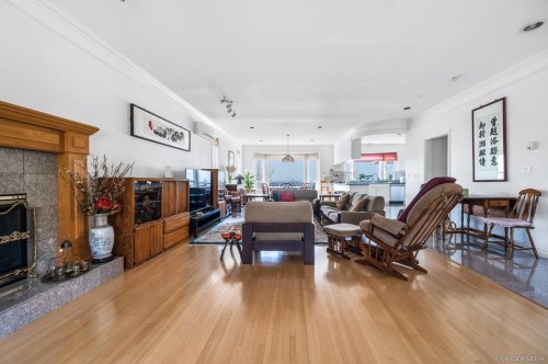 2154 Burquitlam Drive, Vancouver, BC 