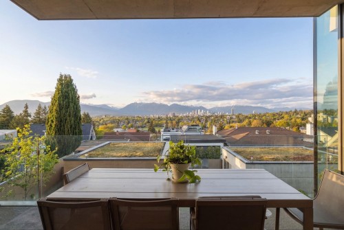 2723 30Th Avenue W, Vancouver, BC 