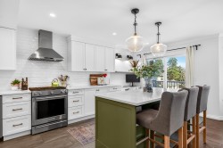 205-1180 Falcon Drive  Coquitlam, BC V3E 2K6