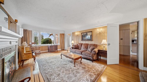 3537 31St Avenue W, Vancouver, BC 