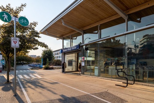 33 6Th Avenue E, Vancouver, BC 