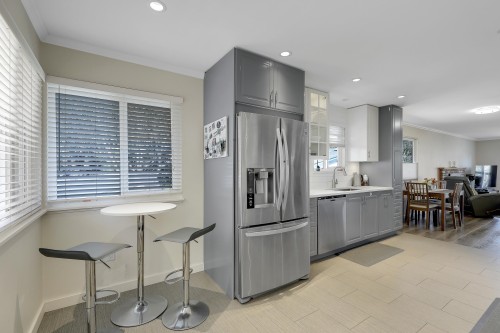 3523 Allan Road, North Vancouver, BC 