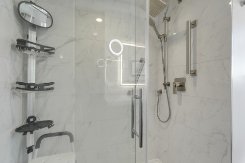 3523 Allan Road, North Vancouver, BC 