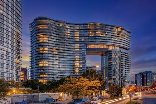 1887-87 Nelson Street  Vancouver, BC V6Z 0E8