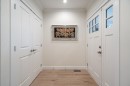 359 13Th Street E, North Vancouver, BC 