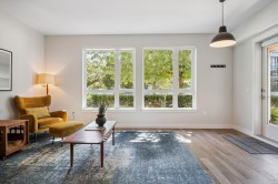 110-4080 Yukon Street  Vancouver, BC V5Y 0L4