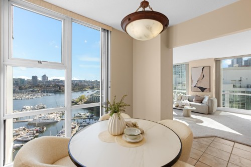 1703-1077 Marinaside Crescent, Vancouver, BC 