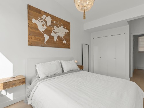 1065 Pender Street E, Vancouver, BC 