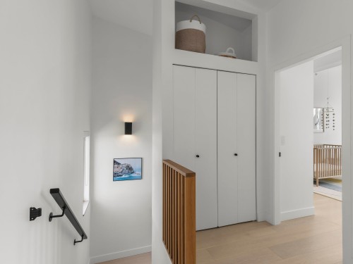 1065 Pender Street E, Vancouver, BC 