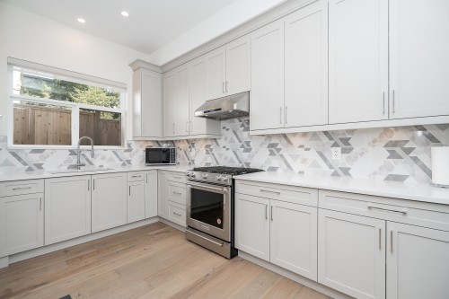 576 Linton Street, Coquitlam, BC 