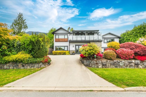 4106 Canterbury Crescent  North Vancouver, BC V7R 3N5