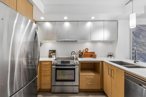 211-221 3rd Street E North Vancouver, BC V7L 0C1