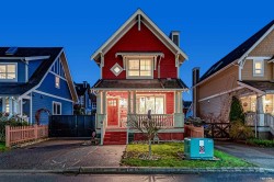 270 Holly Avenue New Westminster, BC V3M 0B3