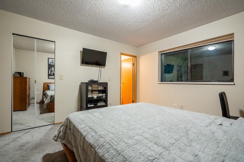 949 Lynwood Avenue, Port Coquitlam, BC 