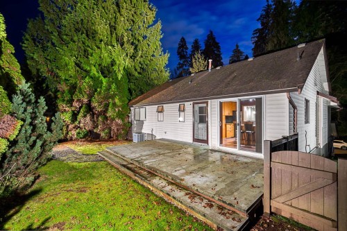 949 Lynwood Avenue, Port Coquitlam, BC 