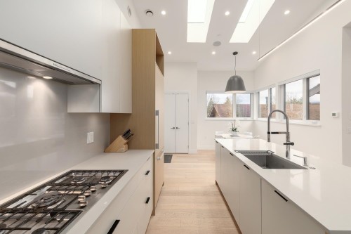 2732 Wall Street, Vancouver, BC 