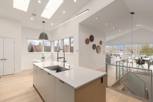 2732 Wall Street, Vancouver, BC 