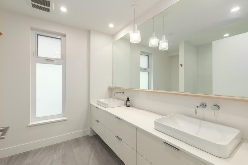 2732 Wall Street, Vancouver, BC 