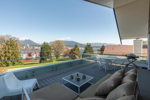 2732 Wall Street, Vancouver, BC 