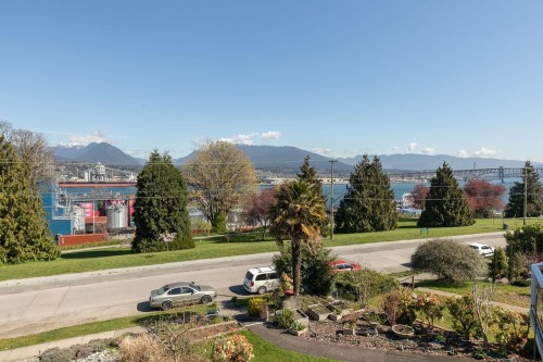 2732 Wall Street, Vancouver, BC 