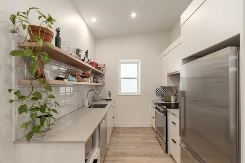 2732 Wall Street, Vancouver, BC 