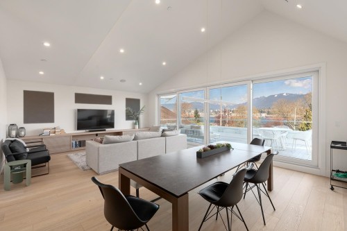 2732 Wall Street, Vancouver, BC 