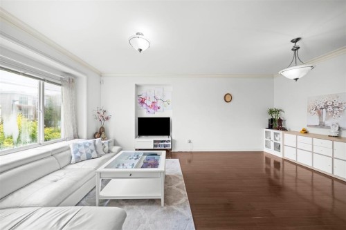 8100 No 1 Road, Richmond, BC 