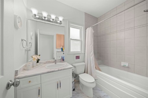 8100 No 1 Road, Richmond, BC 