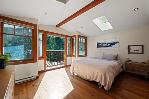 6524 Wellington Avenue, West Vancouver, BC 