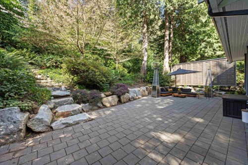 6524 Wellington Avenue, West Vancouver, BC 