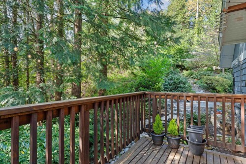6524 Wellington Avenue, West Vancouver, BC 