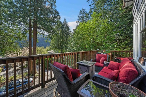 6524 Wellington Avenue, West Vancouver, BC 