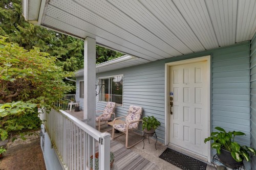 674 Blue Mountain Street, Coquitlam, BC 