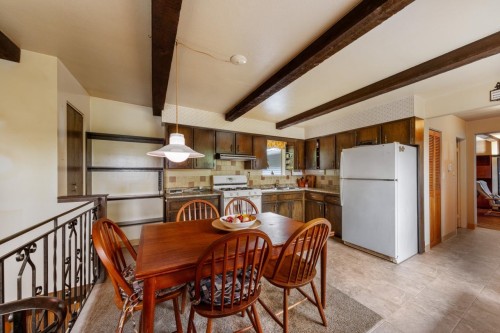 674 Blue Mountain Street, Coquitlam, BC 