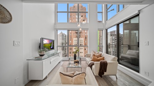 1802-1238 Richards Street, Vancouver, BC 