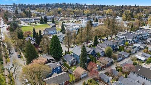 905 23 Avenue W, Vancouver, BC 