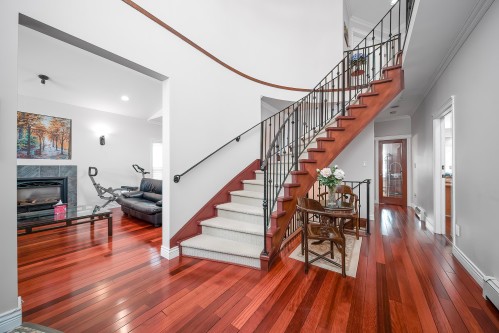 1312 Tenth Street, New Westminster, BC 