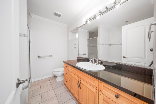 1312 Tenth Street, New Westminster, BC 