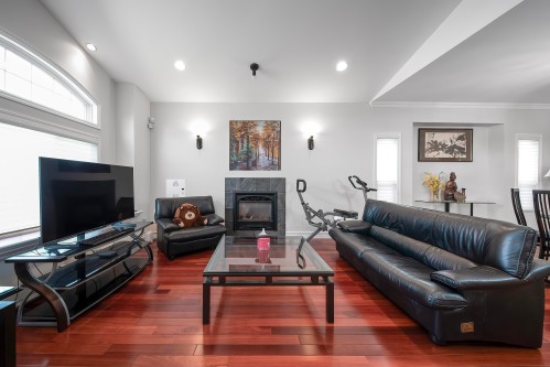 1312 Tenth Street, New Westminster, BC 
