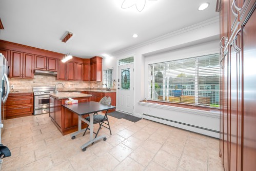 1312 Tenth Street, New Westminster, BC 