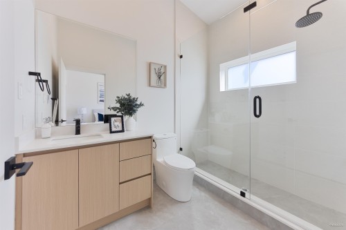 3420 Knight Street, Vancouver, BC 