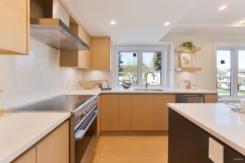 3420 Knight Street, Vancouver, BC 