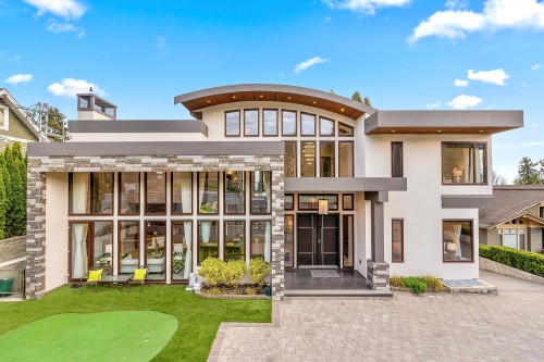 2052 Inglewood Avenue, West Vancouver, BC 