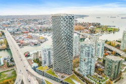 306-1480 Howe Street  Vancouver, BC V6Z 0G5