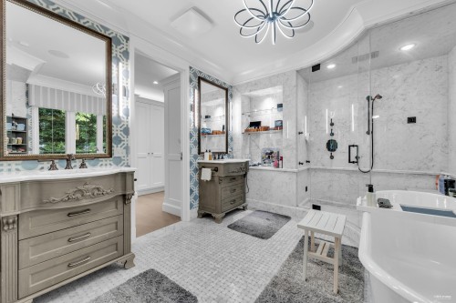 1738 38Th Avenue W, Vancouver, BC 